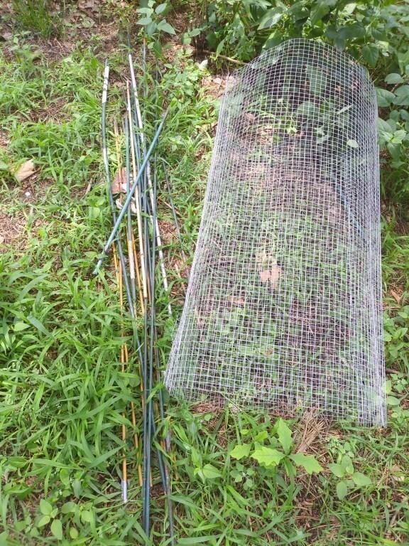 4 Electric Fence Posts, Plant Stakes & Wire