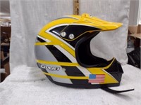 Cirus helmet - yellow and black