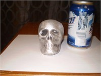 Crâne en aluminium coulé artisanal