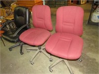 (3) PADDED OFFICE ROLLING CHAIRS