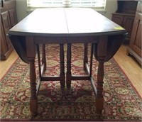 DROP LEAF TABLE WITH 2 LEAVES