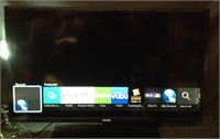 2017 Samsung 40 inch smart TV with remote