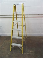 Cuprum 6ft Fiberglass Ladder Model 540-6