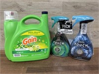 208oz gain laundry & 2 pack febreze fabric spray