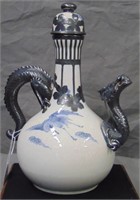 Oriental Vase. Porcelain and Silver.