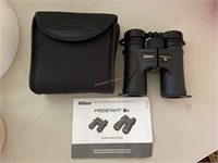 Nikon 8X binoculars Prostaff 7’s