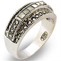Stunning .18ct Marcasite Signet Ring
