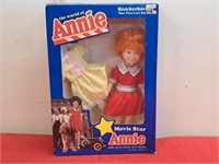 NIB Movie Star Annie Doll aprox 11
