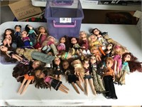 Tote full of Bratz  Dolls @ 29
