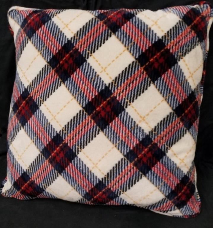 Decorative couch pillow