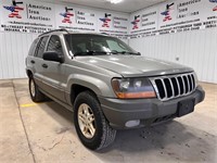 2002 Jeep Grand Cherokee SUV- Titled- NO RESERVE