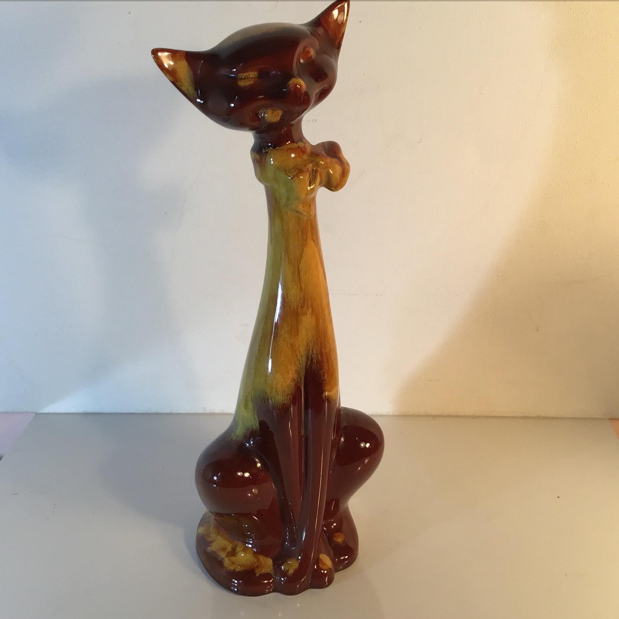 BLUE MOUNTAIN POTTERY MODERN CAT FIGURINE CANADA