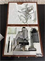 Jason Venture 4000 Microscope w/Case