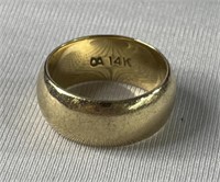 14k gold ring, 7.5g., size 6