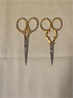TWO PAIR OF GINGHER 3 1/2" SEWING SCISSORS
