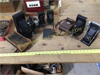 6 vintage Kodak cameras, 2 w/cases, photo data