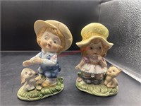 Two vintage figure lot  (living room)