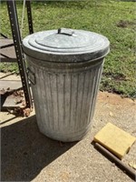 Garbage can
