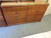 KROEHLER 3 DRAWER WOOD SMALL CHEST W/ GLASS TOP