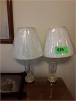 PAIR OF CLEAR TEXTURED GLASS TABLE LAMPS