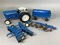 VINTAGE ERTL FORD 4000 TRACTOR & IMPLEMENTS