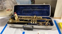 Beacon Trumpet Connsellation w/sound baffle, case
