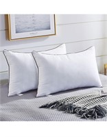 USED-(Q)- 1 Pillow