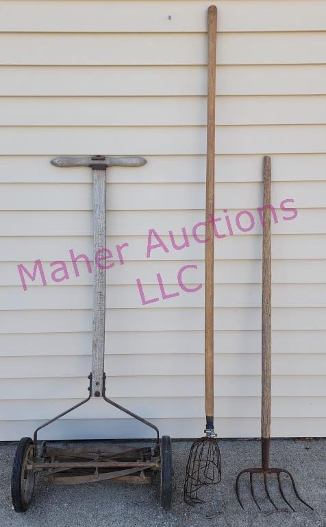 Maher Auctions - Larkey Estate