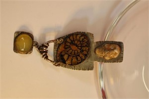 XL Artisan signed NEF sterling pendant, fossil,