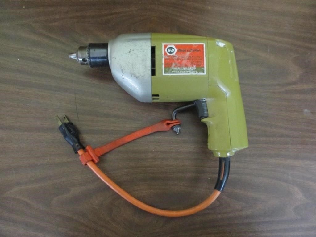 Black & Decker Corded Drill-WORKS