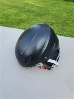 Snowboarding helmet, size medium