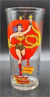 1976 WONDER WOMAN PEPSI DRINKING GLASS DC COMICS