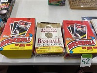 Baseball display boxes