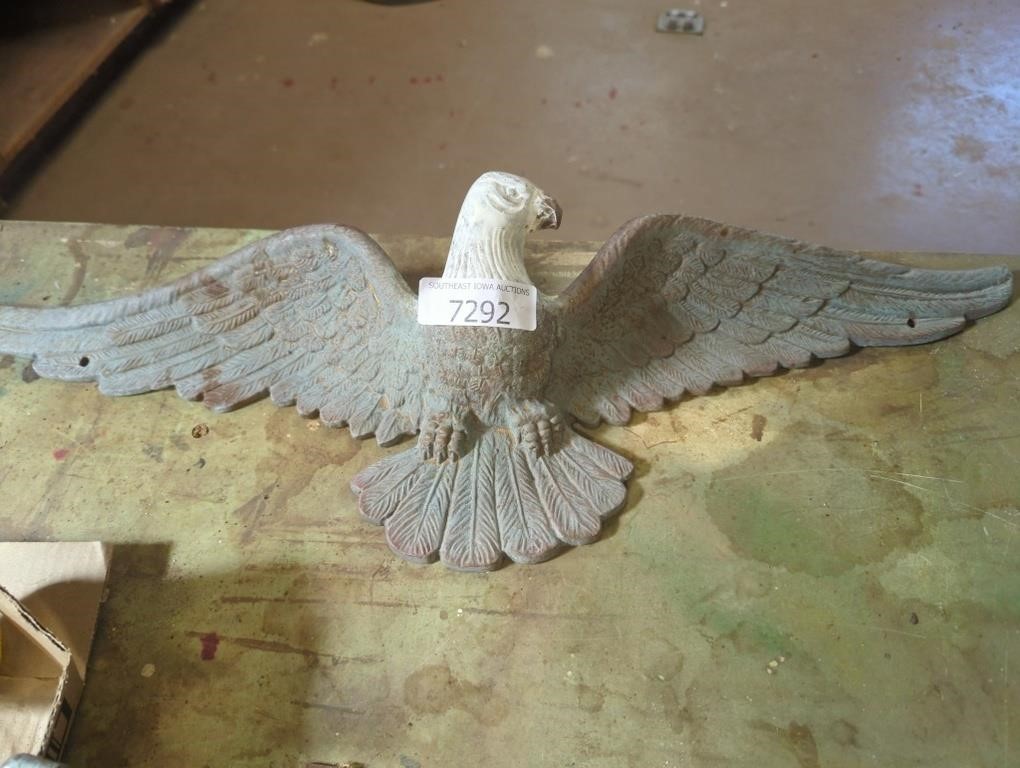 Metal eagle decor