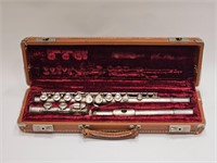 VINTAGE SILVER PLATE FLUTE & CASE