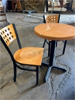 Sterling Seating Lunchroom Table w/2 Chairs