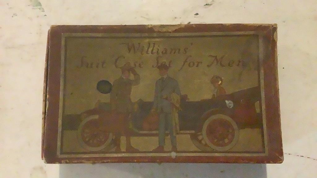 Vintage Williams Suit Care For Men Box