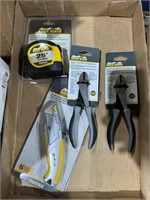 Wire Cutter, Tape Measure Utility Knife
