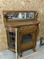 Display cabinet with mirror & key