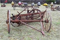 MASSEY HARRIS TRACTOR/HORSE DRAWN SIDE DELIVERY