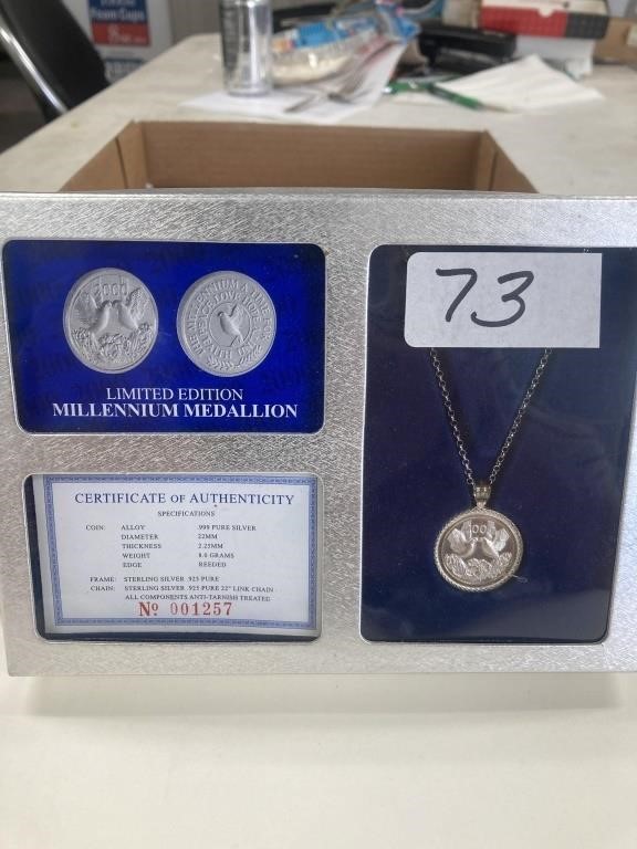 2000 Millenium Medallion in Case w/ Chain