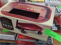 Snap-on Radio Flyer Wagon - New in Box