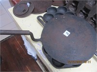 Vtg. Cast Iron Griddle Pan