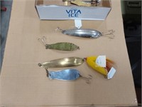 Vintage 6 Musky lures