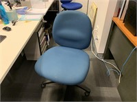 6 Light Blue Fabric Swivel Base Office Arm Chairs