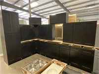 Silvercreek 15pc. Matte Black Shaker 36" Kitchen