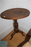WALNUT, OVAL TOP CANDLE STAND