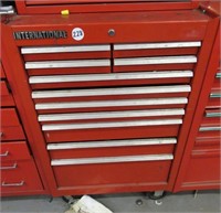 INT 11 DRAWER MECHANIC'S ROLLER TOOL CHEST