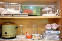 CONTENTS OF UPPER CABINET TO RIGHT OF STOVE