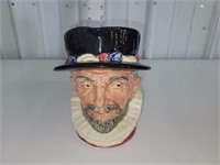 royal Doulton beefeater character